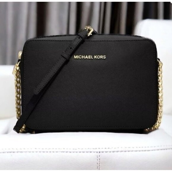 MICHAEL KORS Leather Jet Set East West Crossbody Bag With Chain Strap Black/Gold - Picture 1 of 13